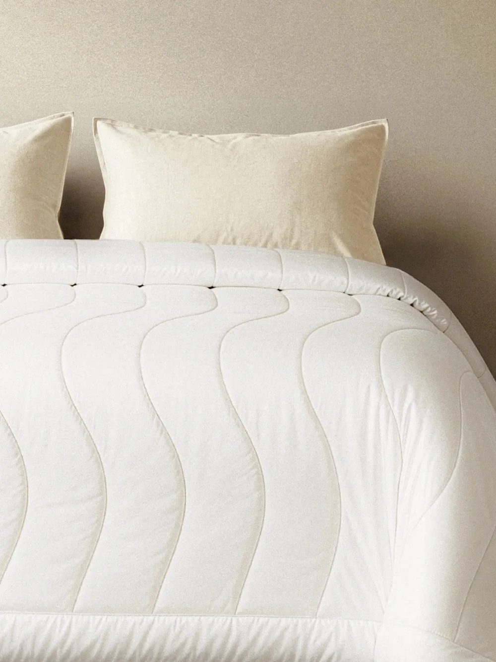 Buffy Breeze Comforter
